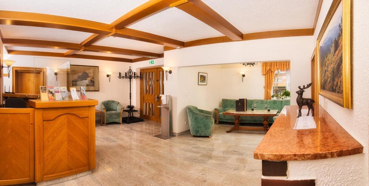 Hotel Zum Hirschen Лам Екстериор снимка